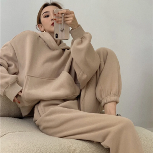 Winter Odair Silver Fox Velvet Composite Knitted Polyester Clothing Fabric插图6