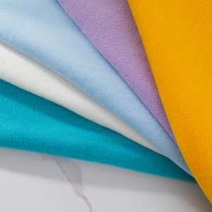 Single Side Fleeces Fabric Of Polyester Spandex For Winter Clothing插图3 Single Side Fleeces Fabric Of Polyester Spandex For Winter Clothing插图3